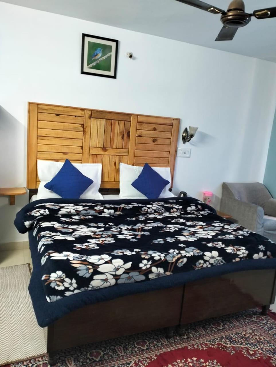 Aman Inn ダラムシャーラー エクステリア 写真